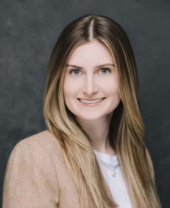 Deryn Murphy headshot